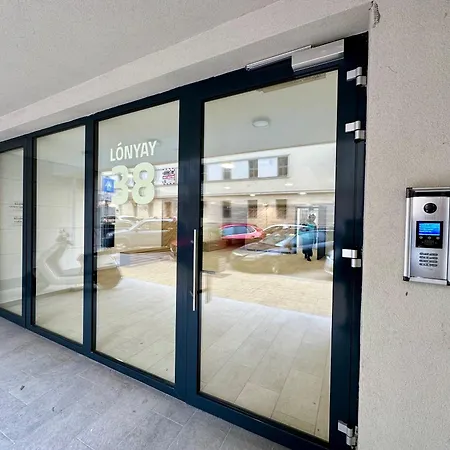 River Passage Garage/ac/balcony Daire *