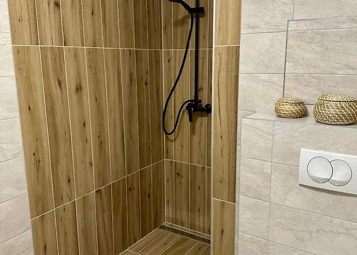 River Passage Garage/ac/balcony