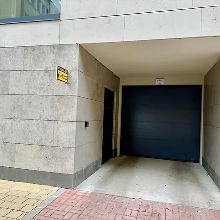 River Passage Garage/ac/balcony Boedapest