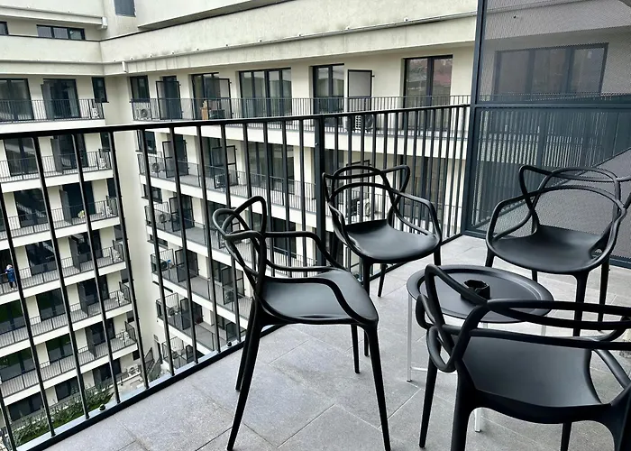 River Passage Garage/ac/balcony شقة بودابست